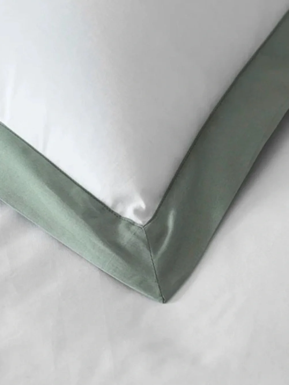 The Company Store Twin Duvet Cover Solid Border Classic Cool Percale Thyme White